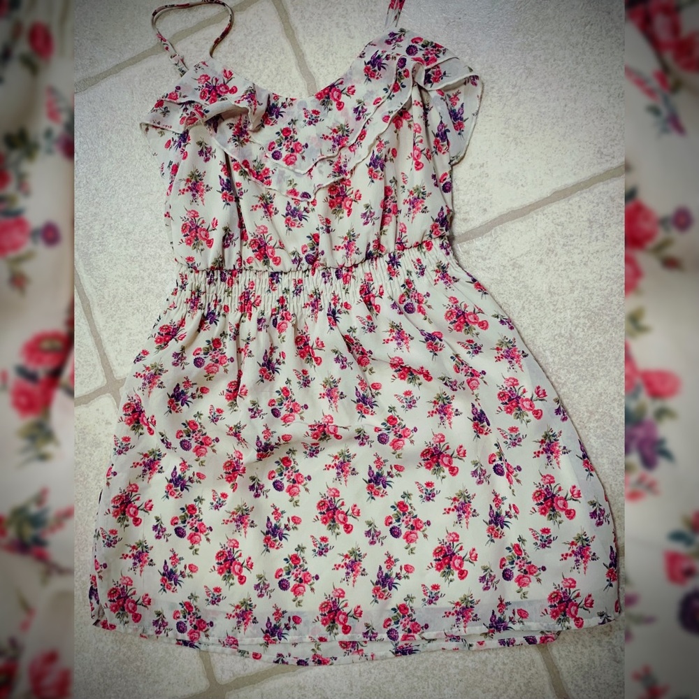 Floral Mini Dress with Pockets